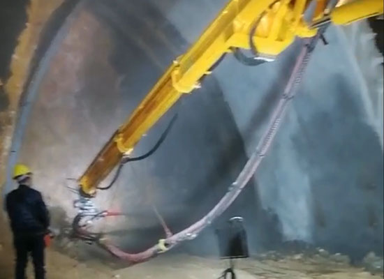 隧道混凝土溼噴臺車施工視頻